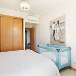 Elena 2 Mit Blick Auf Wasser By Interhome