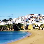 Elena 2 Mit Blick Auf Wasser By Interhome